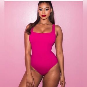 Ta3 Squarey snatched swimsuit in pink NWT